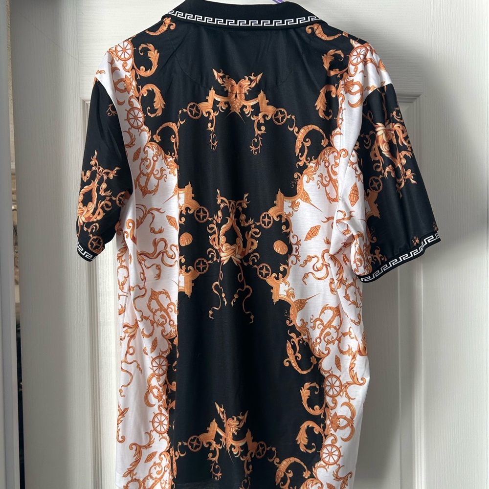Shirt white black and tan XL